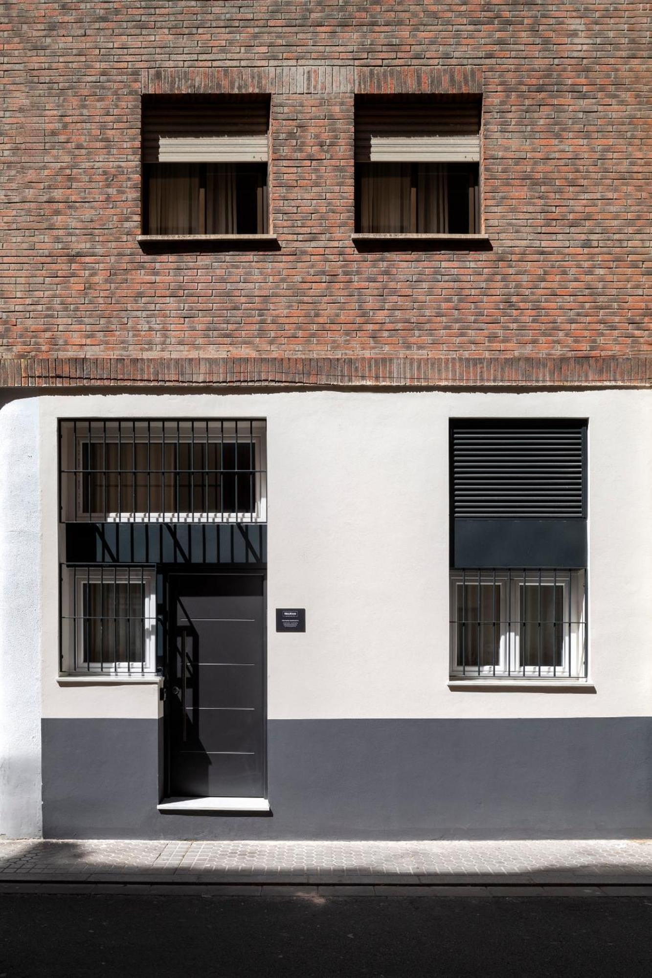 Monkeys Apartments Trastamara Billiard Room Sevilla Exteriör bild